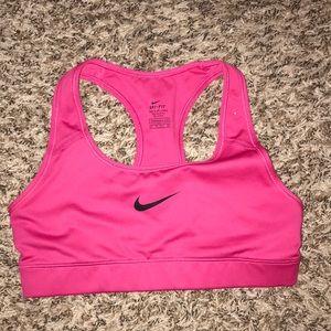 dri fit nike sports bra